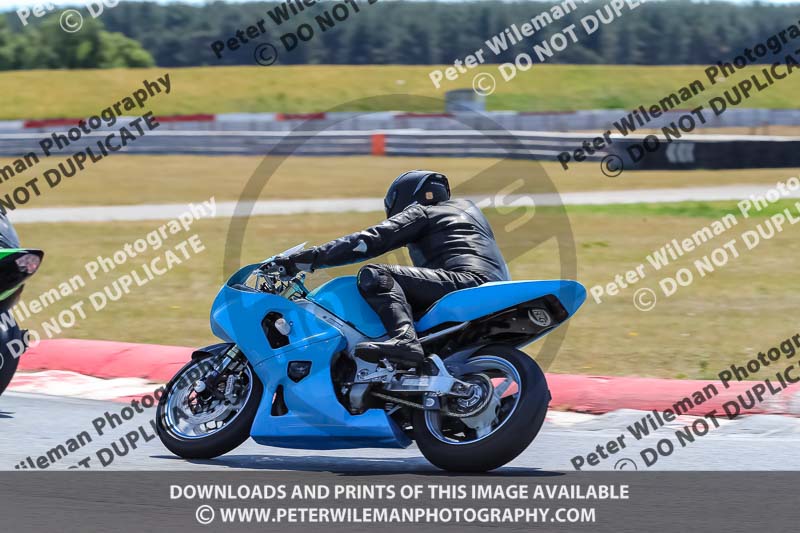 enduro digital images;event digital images;eventdigitalimages;no limits trackdays;peter wileman photography;racing digital images;snetterton;snetterton no limits trackday;snetterton photographs;snetterton trackday photographs;trackday digital images;trackday photos